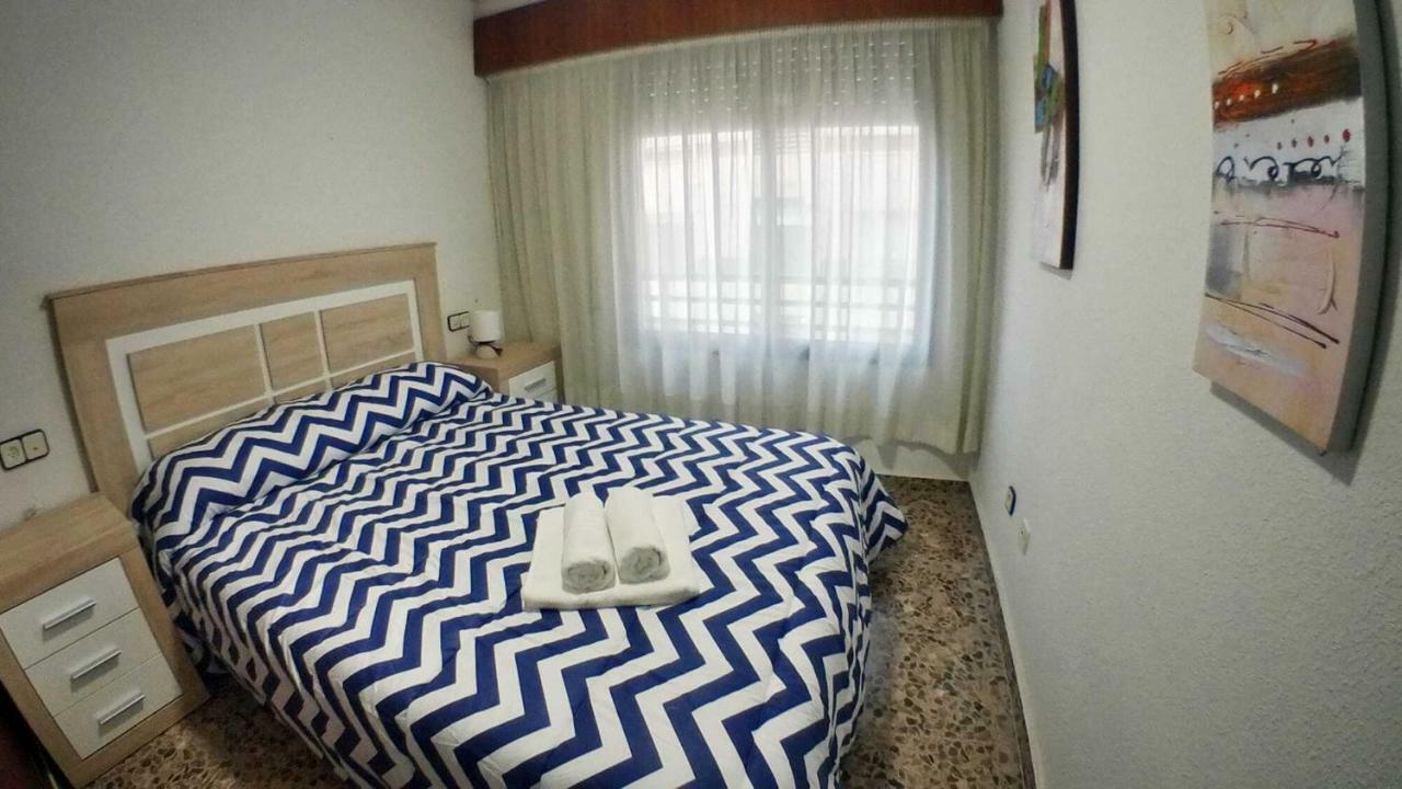 Апартаменты Apartamento Completo La Luz Zona Centro Бенидорм Экстерьер фото