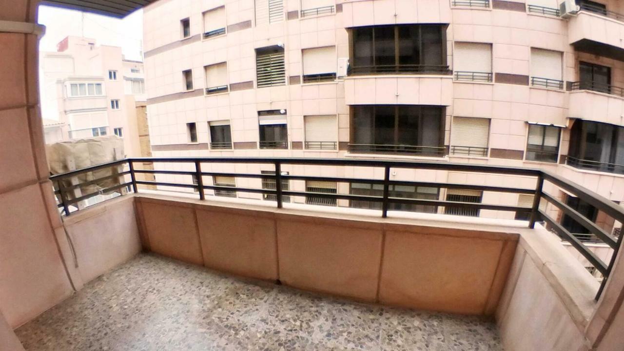 Апартаменты Apartamento Completo La Luz Zona Centro Бенидорм Экстерьер фото