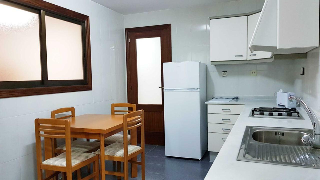 Апартаменты Apartamento Completo La Luz Zona Centro Бенидорм Экстерьер фото