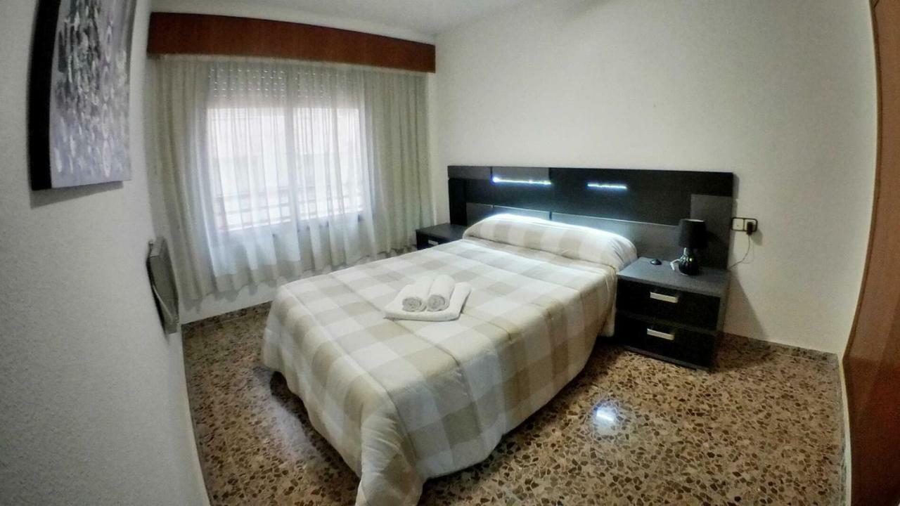 Апартаменты Apartamento Completo La Luz Zona Centro Бенидорм Экстерьер фото